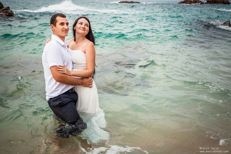 Sesión de fotos de boda en el Parque Laberinto de Barcelona. Fotógrafo en Barcelona  Maslik Yulia