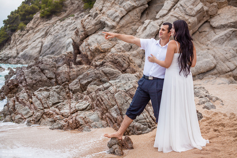 Sesión de fotos de boda en el Parque Laberinto de Barcelona. Fotógrafo en Barcelona  Maslik Yulia