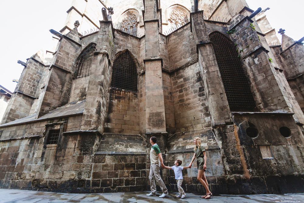 Sesión de fotos de aventura en Barcelona. Fotógrafo en Barcelona  Maslik Yulia