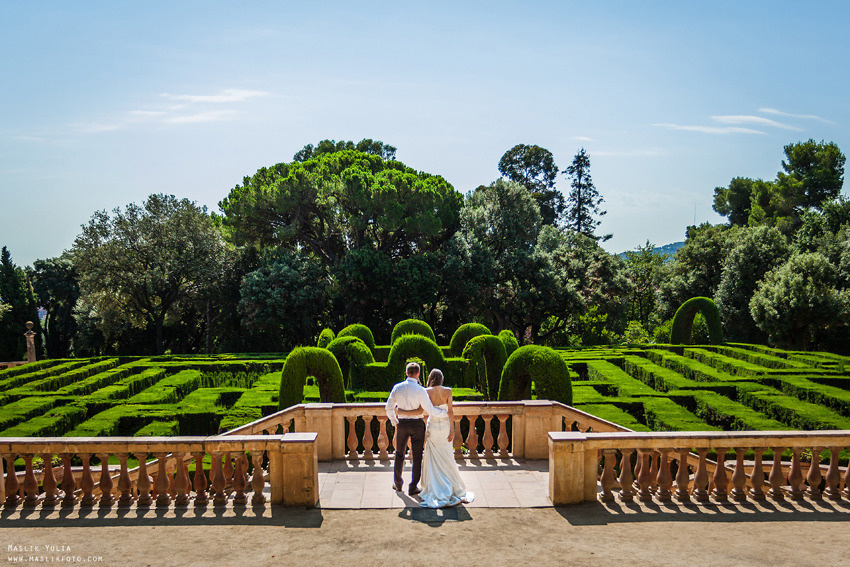 Sesión de fotos de boda en Barcelona en el Parque Laberinto. Fotógrafo en Barcelona  Maslik Yulia