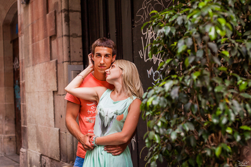 Perky sesión de fotos familiares en Barcelona. Fotógrafo en Barcelona  Maslik Yulia