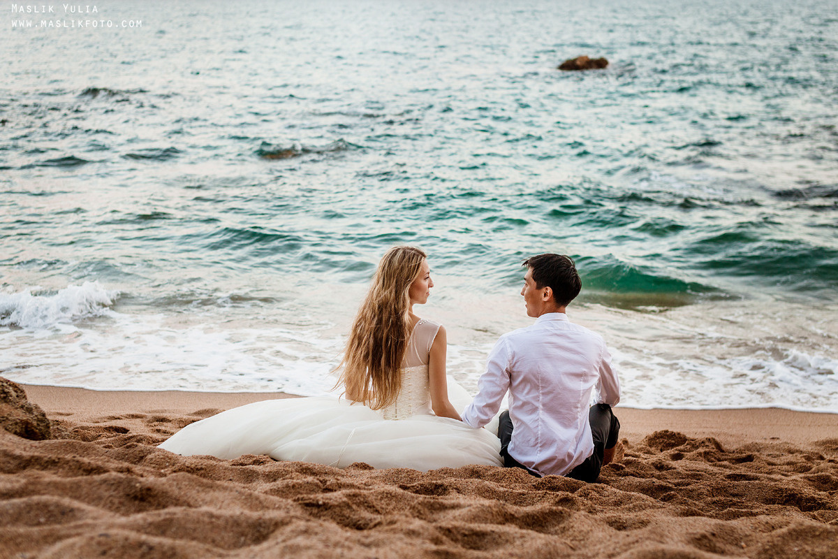 Wedding photo session on the Costa Brava, Spain. Photographer in Barcelona Spain Maslik Yulia