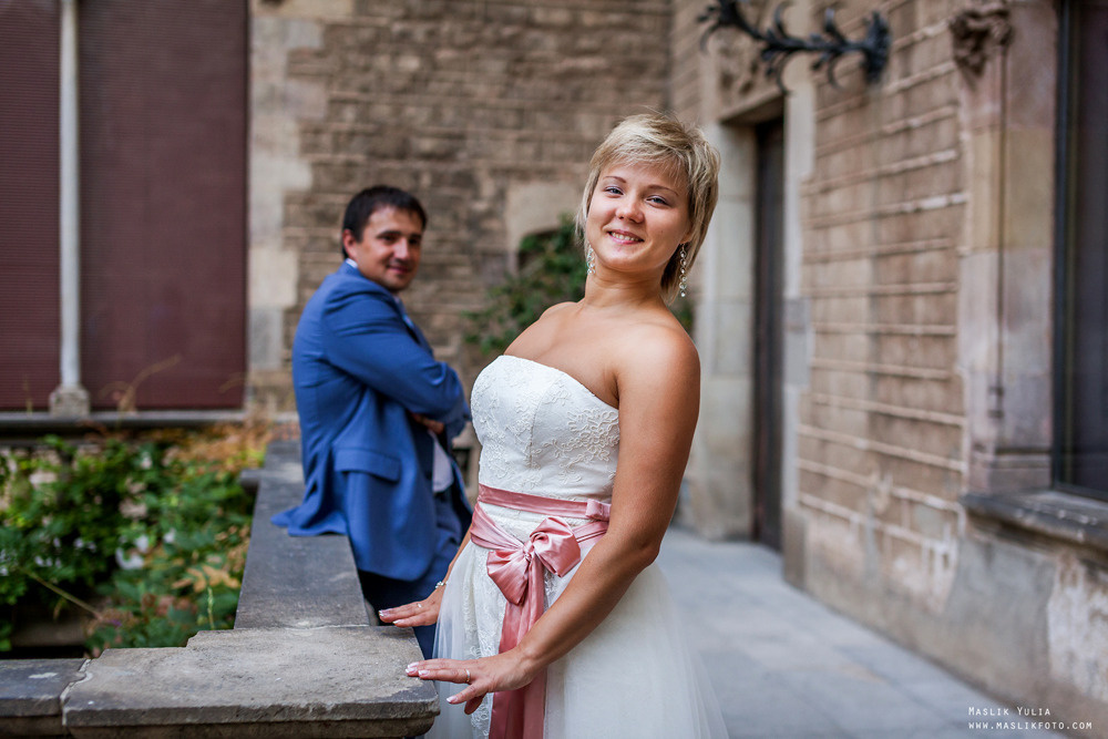 Unique photo shoot in Barcelona. Photographer in Barcelona Spain Maslik Yulia