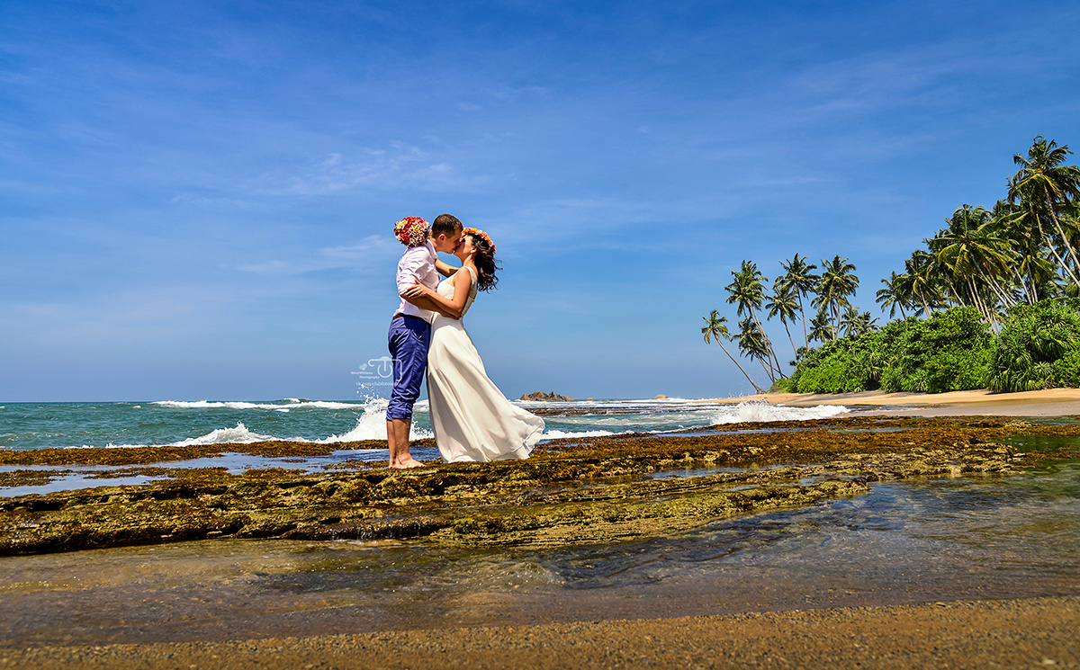 Wedding photographer & wedding planner in Sri Lanka. Photographer & wedding planner in Sri Lanka