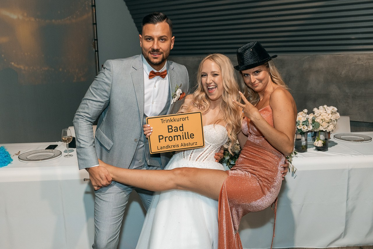 Kirchliche Hochzeit Karlsruhe | Rosi & Marco – Hochzeitsvideo & Fotos