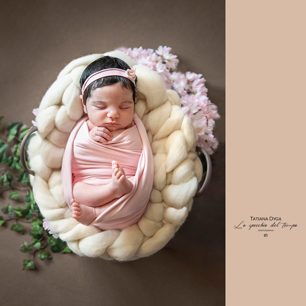 Nascita (Newborn). Lo specchio del tempo photography
