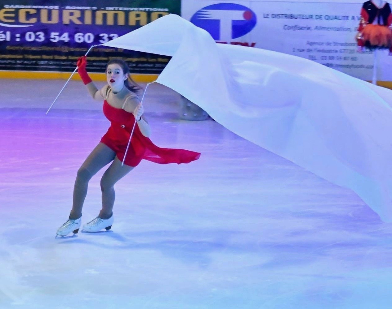 Model in Luxembourg, Miss Luxembourg 2019, Miss World Luxembourg 2019. Mannequins, design, decoration, handmade, photographe…