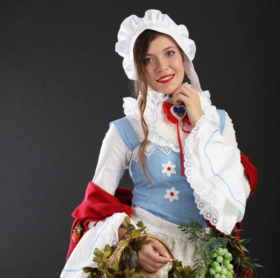 Model in Luxembourg, Miss Luxembourg 2019, Miss World Luxembourg 2019. Mannequins, design, decoration, handmade, photographe…