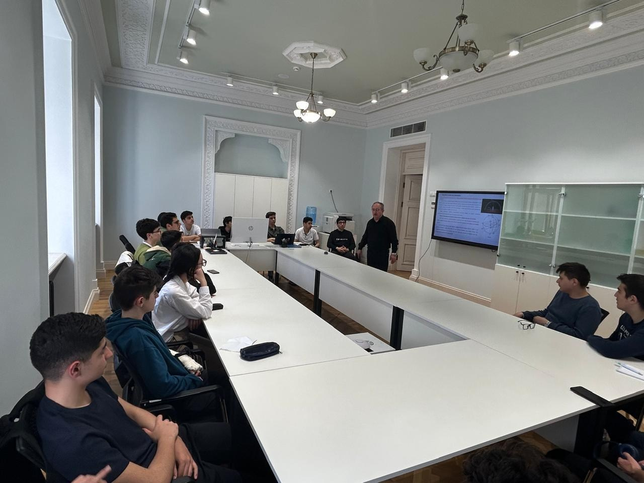 Beynəlxalq Astronomiya və Astrofizika Olimpiadasına hazırlıq dərsləri başlayıb. Həvəskar Astronomlar Cəmiyyəti — Astronomy.az