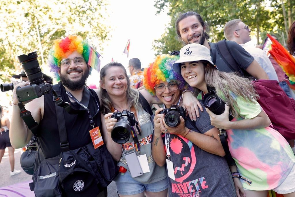 Estos son los servicios que ofrezco como fotógrafa. Distintos paquetes de horas y precios. Fotógrafa de Periodismo y Documentación, Teatro, Cine, Shooting para Modelos, Bodas, Bautizos, Comuniones, Familia y Eventos