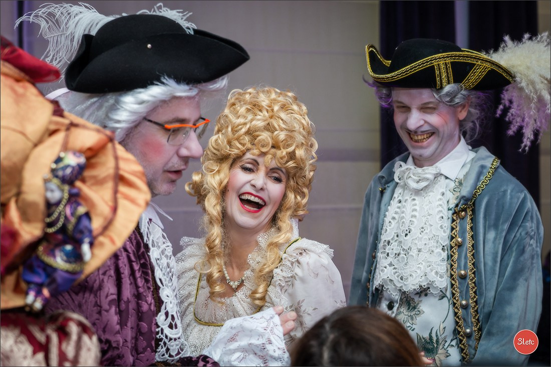 SOIREE CARNAVAL chez Manicook Marché et Restaurant Asiatique. Photographe à Strasbourg | Portraits, Studio, Enfants, Événements