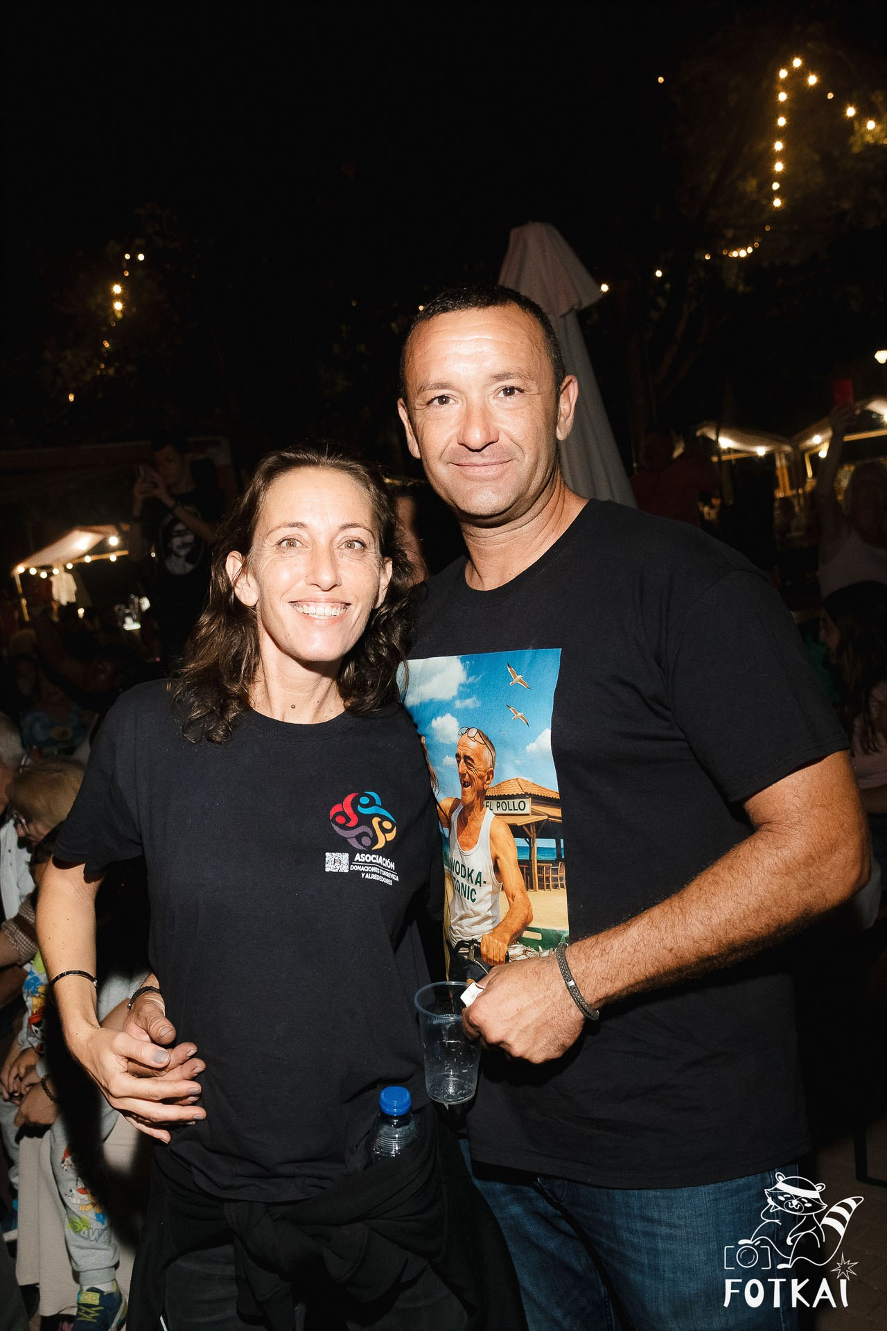 Фотоотчёт Street Food Market Torrevieja — Seguridad Social & Las Hienas DJs | FOTKAI