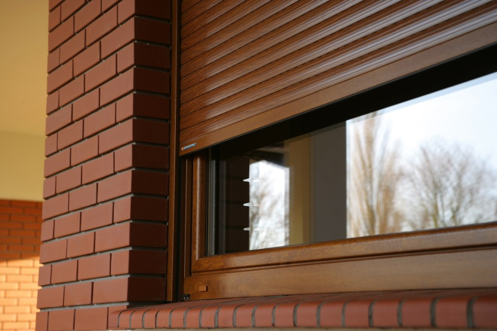 Роллеты. ENIGMA — салон пластиковых окон и дверей