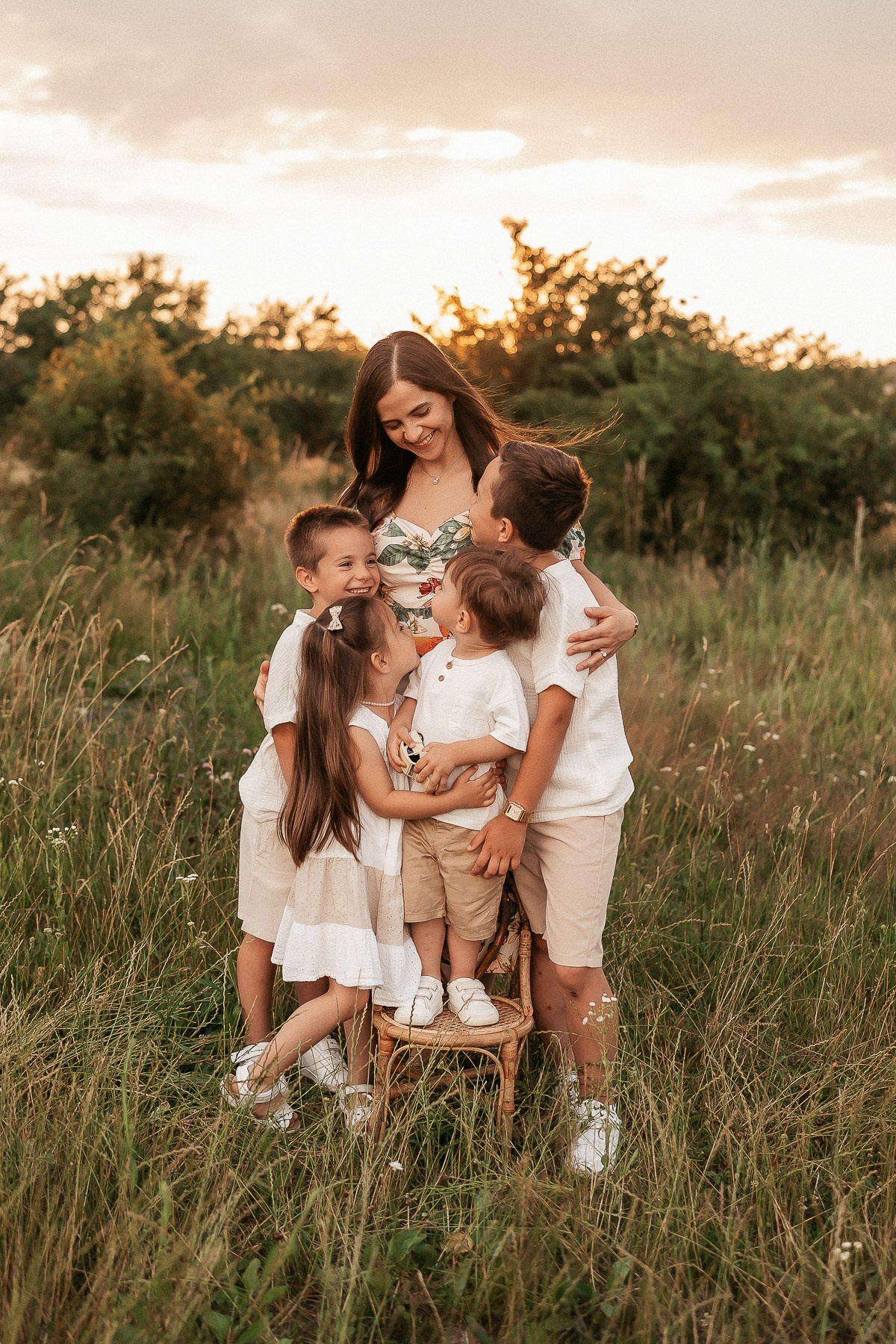 Servicii foto. Fotograf de familie, evenimente, produs și brand personal în Zalau, Cluj-Napoca Carmen Simoc