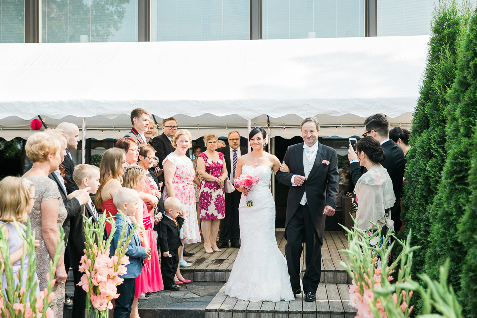 Anniina ja Antti, dokumentaarinen hääkuvaus Villa Katayssa