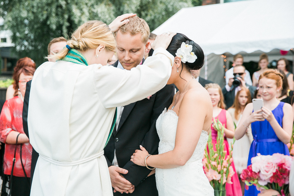 Anniina ja Antti, dokumentaarinen hääkuvaus Villa Katayssa