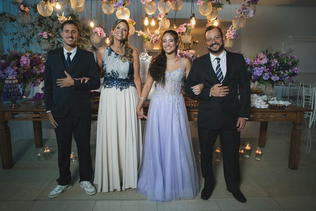 Mariah | Debutante | Bela Vista Hall, Resende/RJ. Studio Rodney Côrtes
