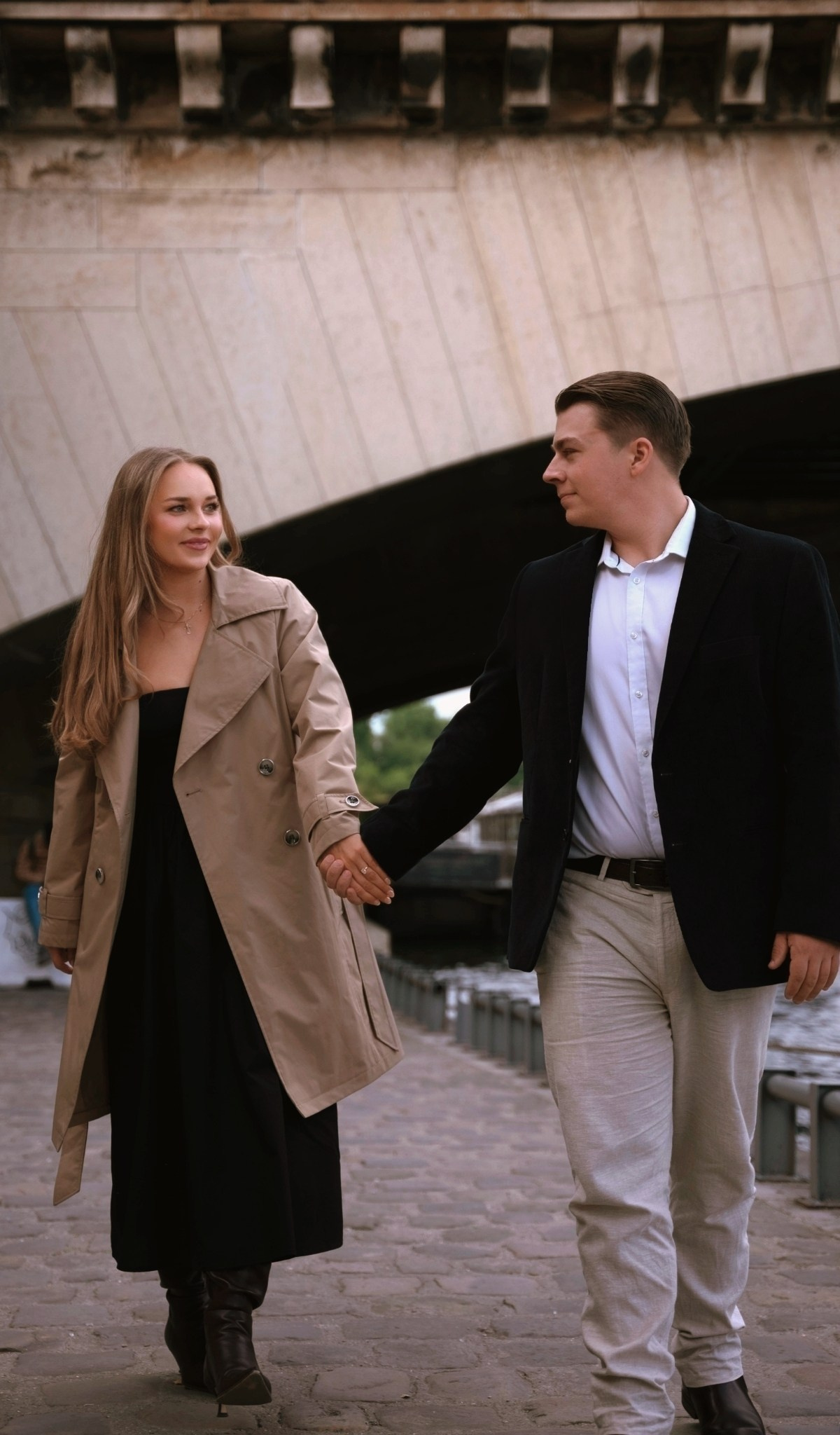 Lovestory photoshoot in Paris. Alina Tagzieva- a photograper in Paris