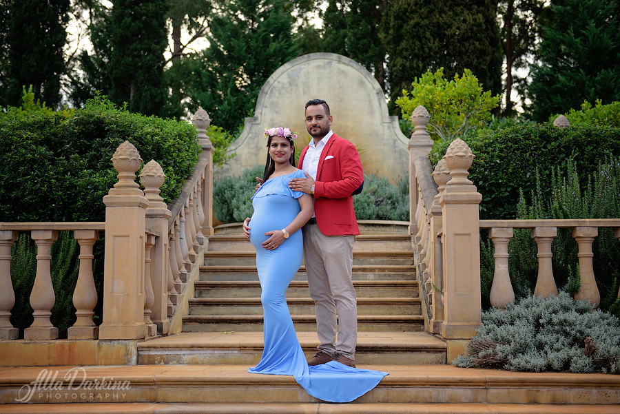 Maternity session session price guide. Newborn and family photographer. Hills District. Sydney