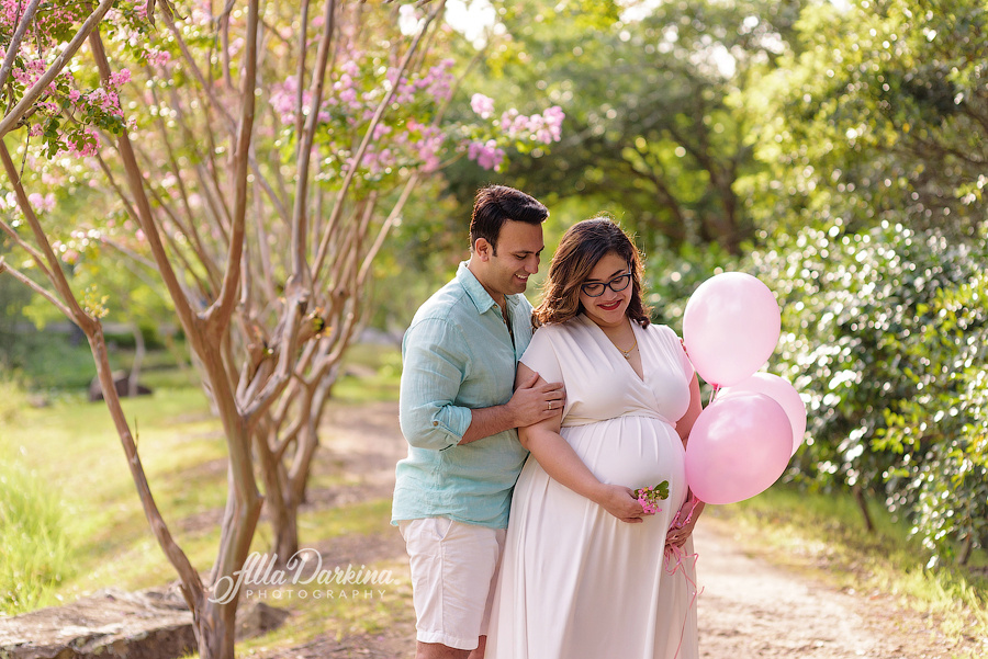 Maternity session session price guide. Newborn and family photographer. Hills District. Sydney