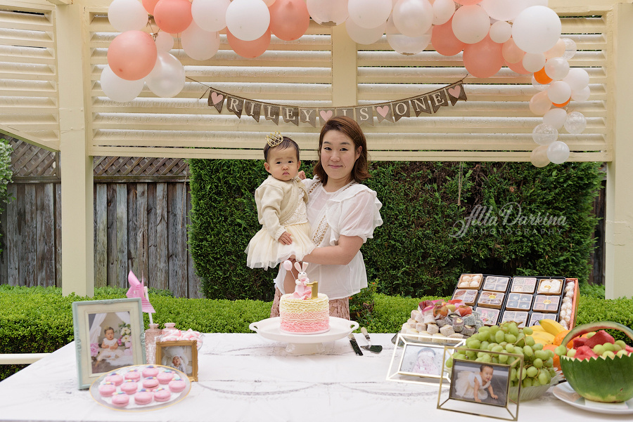 Party photography price guide. Newborn and family photographer. Hills District. Sydney