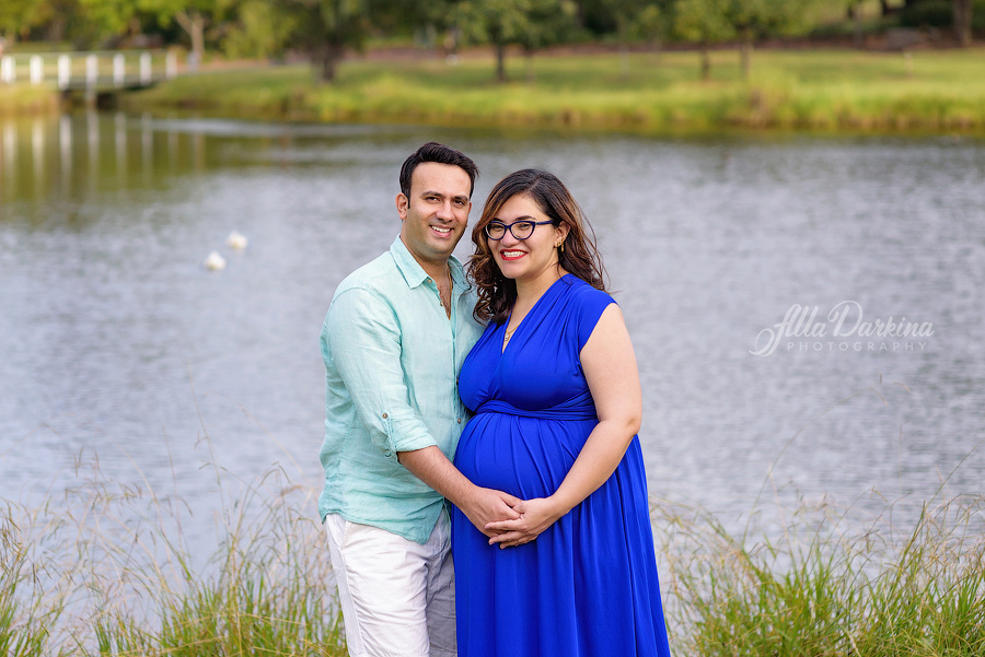 Maternity session session price guide. Newborn and family photographer. Hills District. Sydney