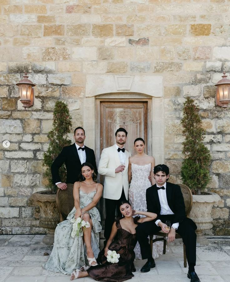 Wedding guide ITA. Wedding and elopement photographer Italy Tuscany Como Milan Pavia Marija Galaka