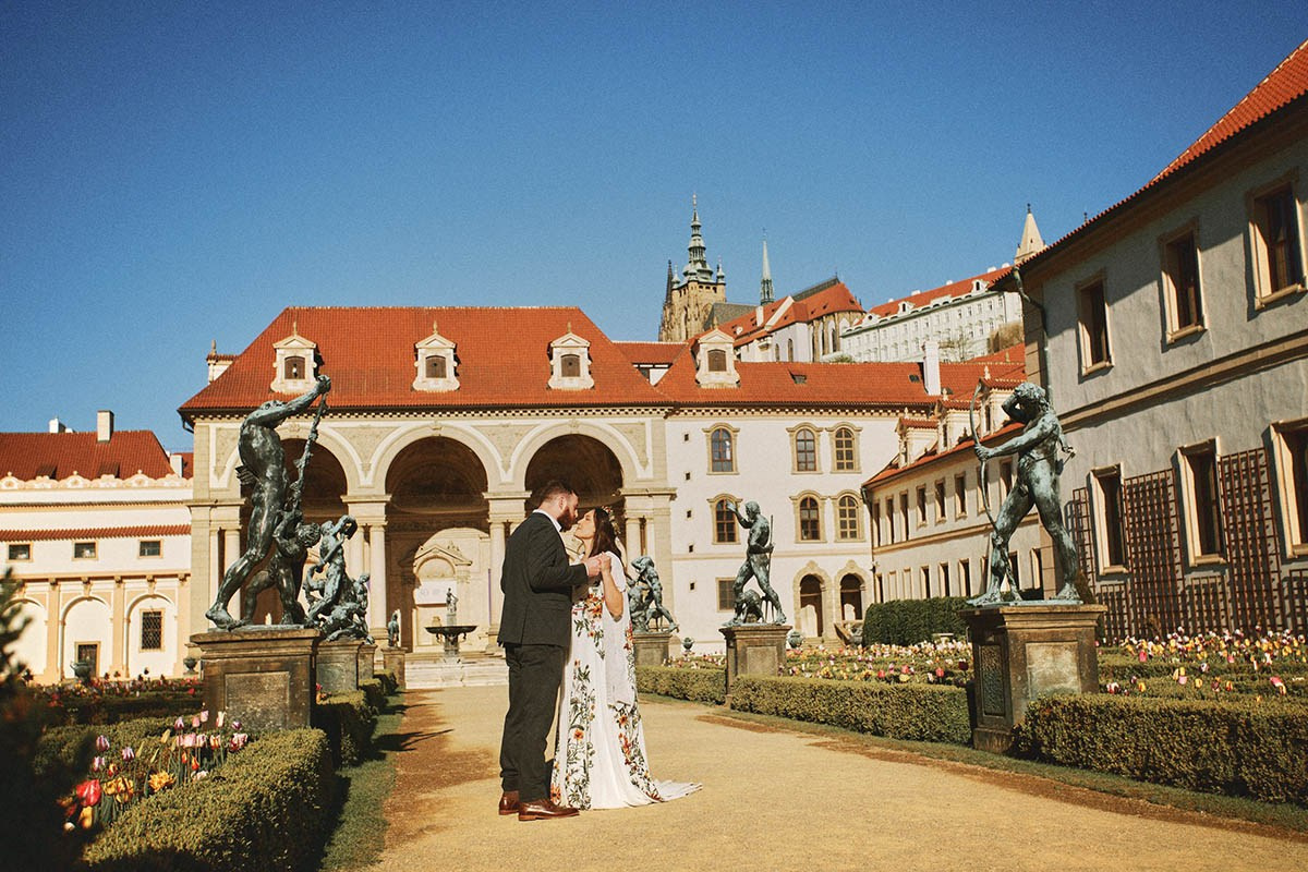 Pre-Dawn Sunrise Engagement Session in Prague