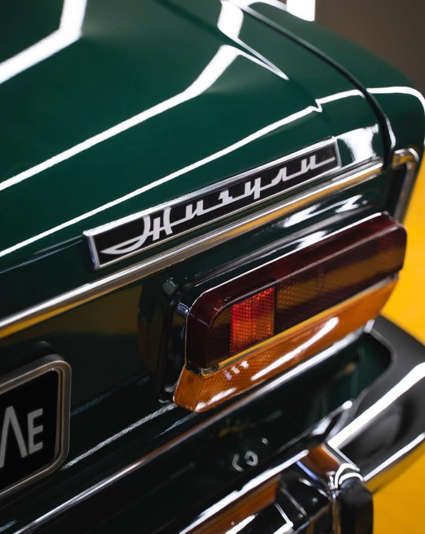 Ремонт вмятин на передних и задних дверях автомобиля Кишинев