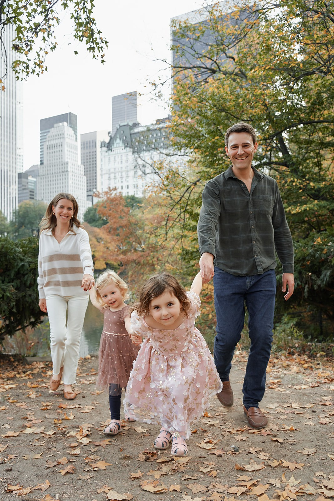 Family photo service New York / Experienced photographer. Professional Wedding and event photographer USA New York