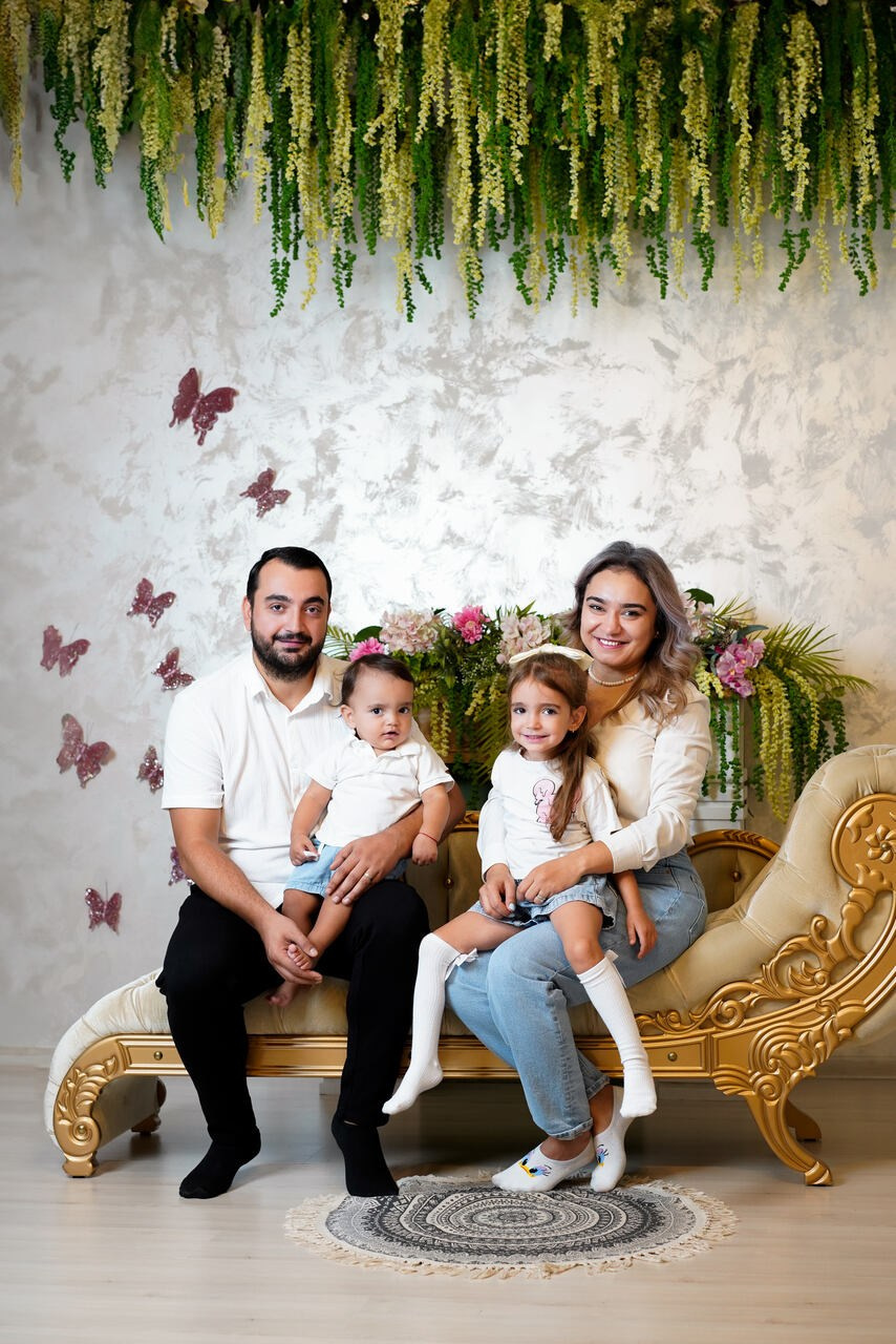 Sedinta foto aniversara si sedinta foto smash the cake. Cuibul foto