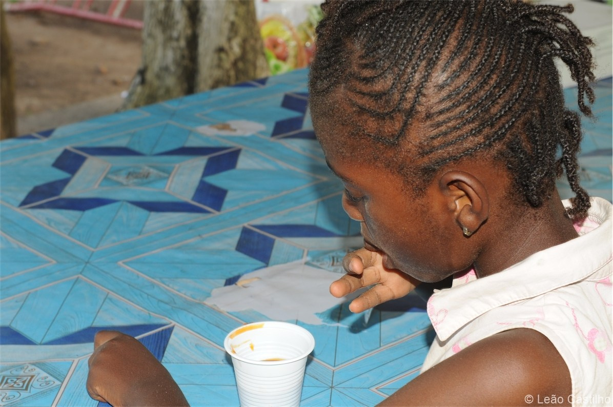 Photos of volunteer work in Congo. Simbahalu