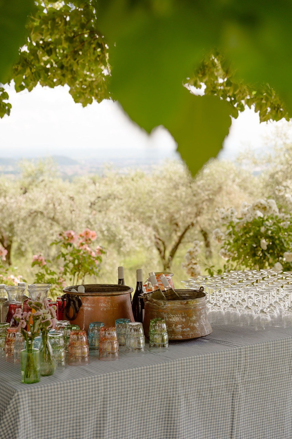 Wedding photography at Fattoria Mansi Bernardini, Lucca. Bella Vita Weddings — Wedding Photography in Dubai & Destination