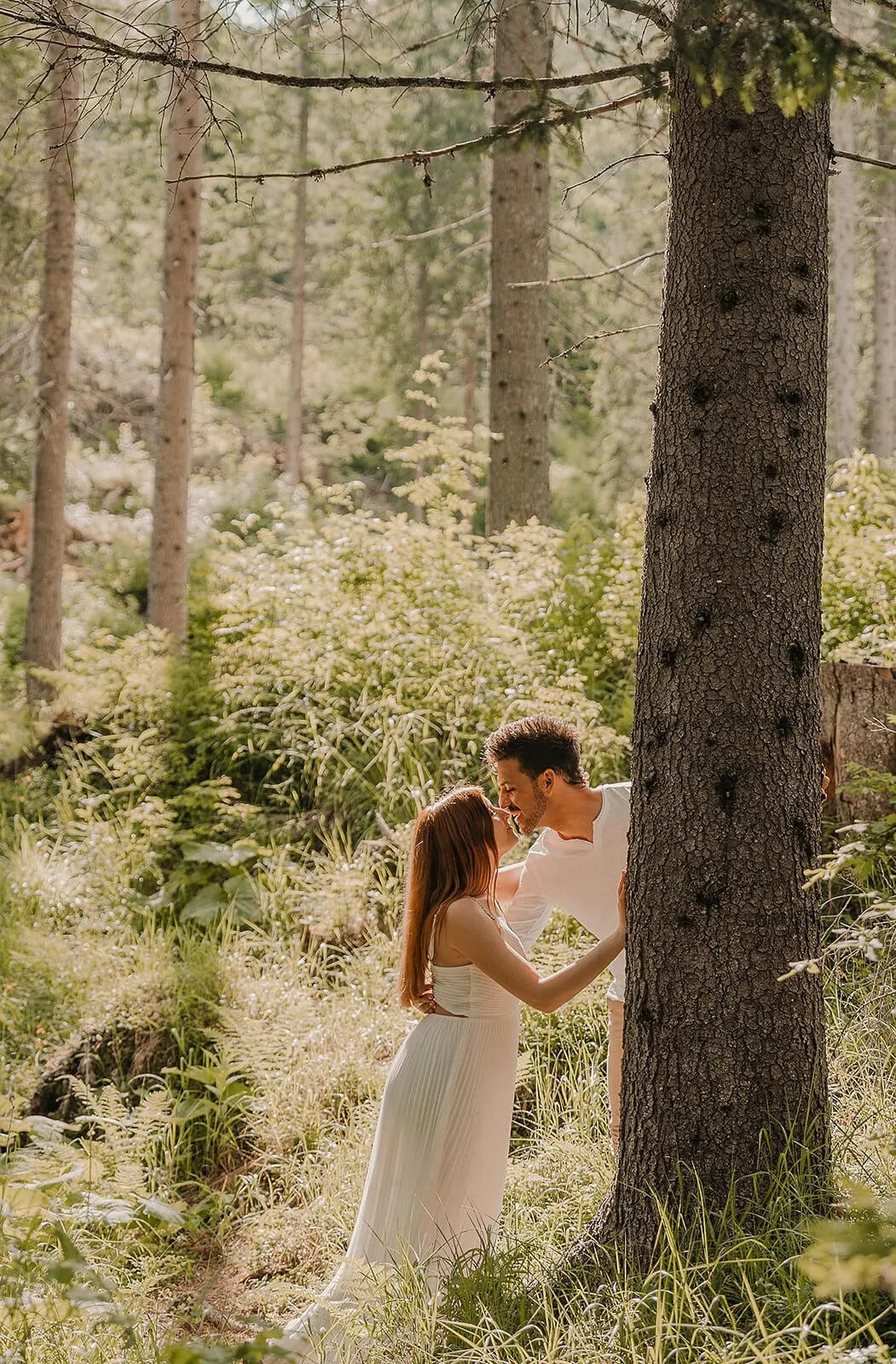 Sesión de Preboda en el Lago di Carezza, Dolomitas | El Velo Blanco. El Velo Blanco I Fotógrafos de Bodas