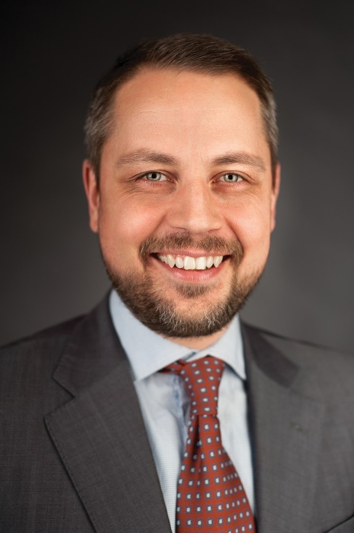 Corporate & Business Portraits in Milan — Dmitrii Shmatov Photography. Dmitrii Shmatov — High-End Portrait & Fashion Photographer in Milan