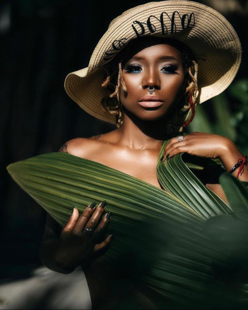 Dark skin makeup service in Rome — Italy — Florence — Milan. Makeup artist and hairstylist in Rome Italy | Kate Lisi