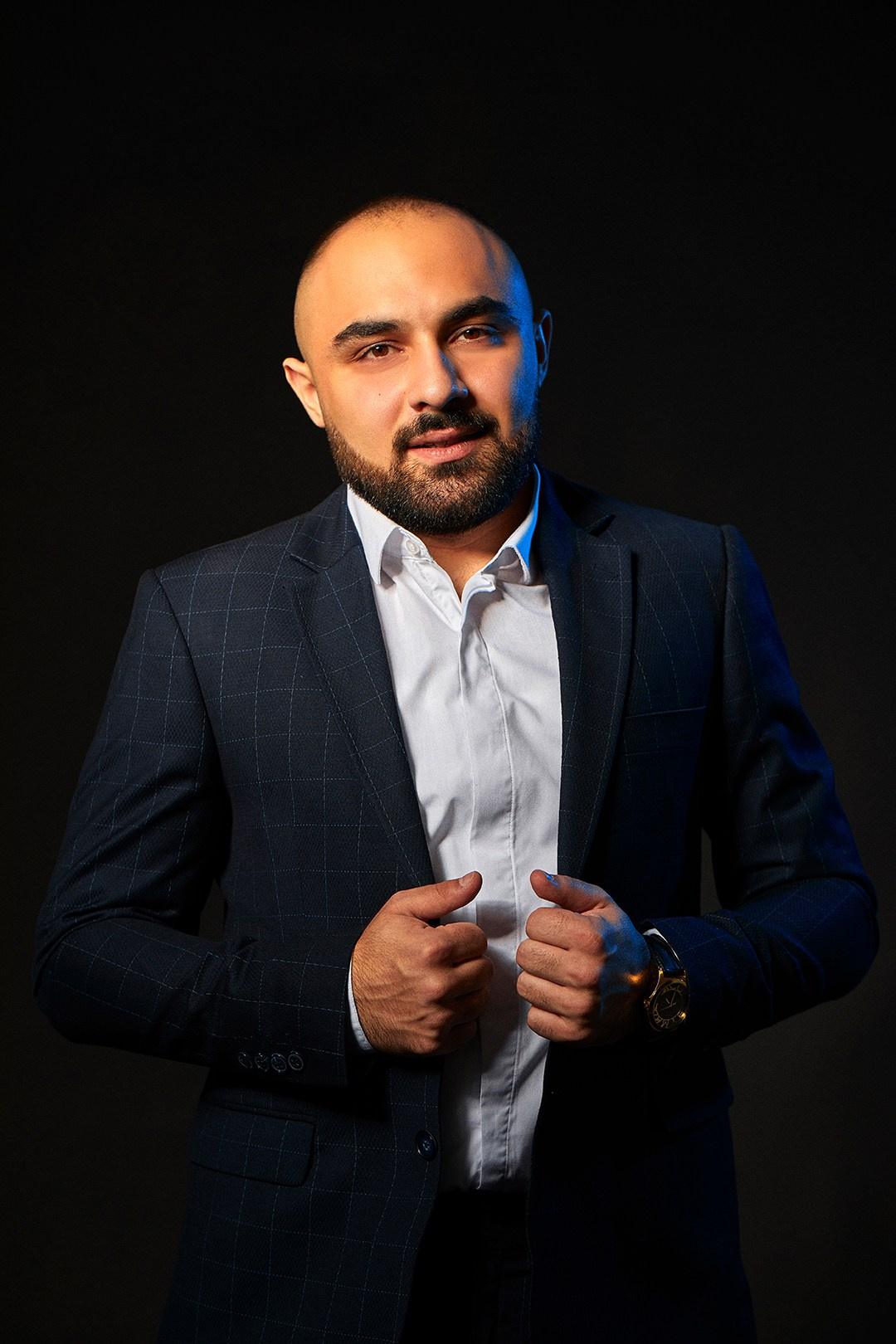 Business portraits. Photographer in Baku Kamran Enceladus