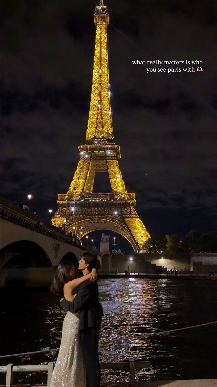Night Photography in Paris: The Ultimate Luxury Experience for Couples & Proposals. Photographe à Paris
