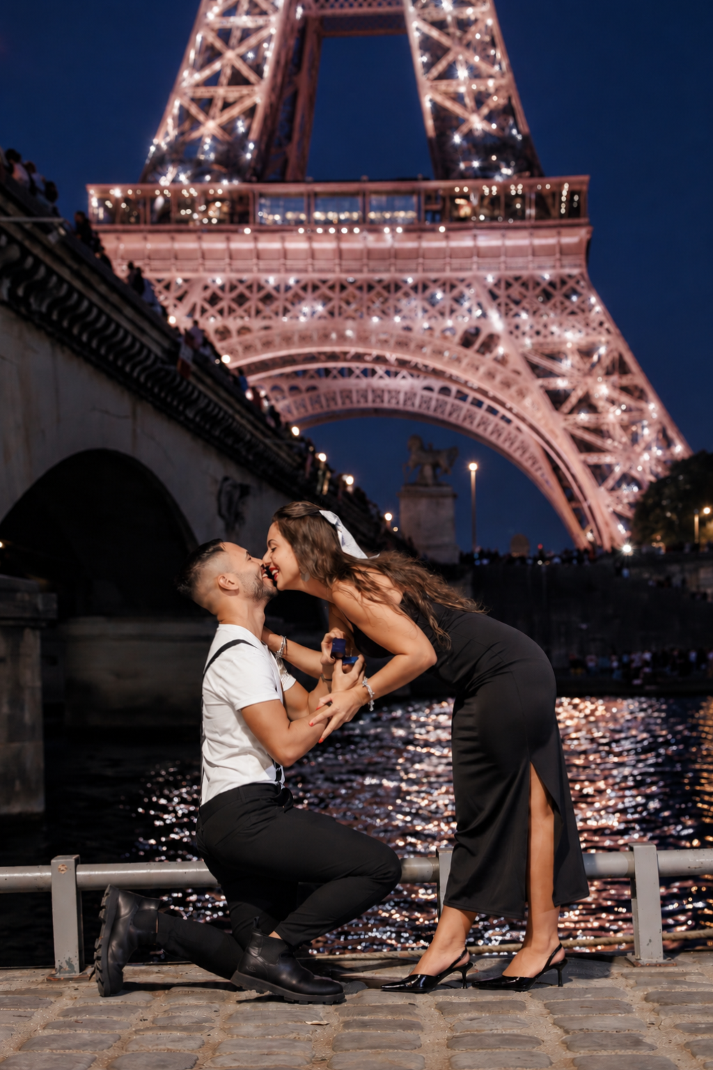 Night Photography in Paris: The Ultimate Luxury Experience for Couples & Proposals. Photographe à Paris