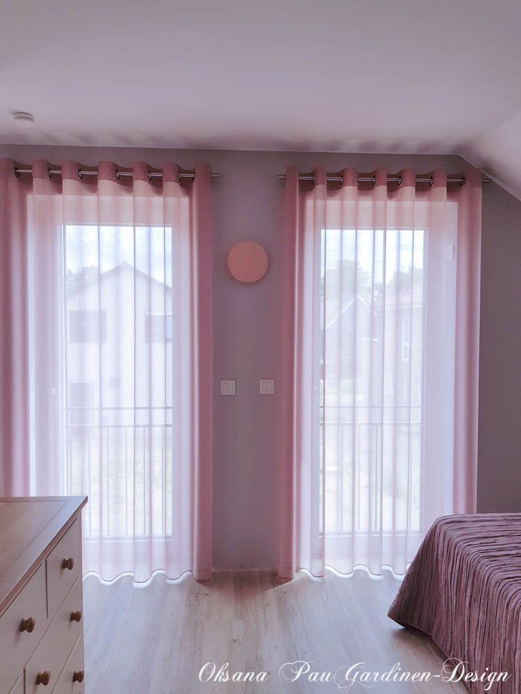 Oksana Paul-Gardinen-Design Oksana Paul ✧ Art of Gardinen & Textile Design ✧ Polymer Clay Art & Handmade Creatures