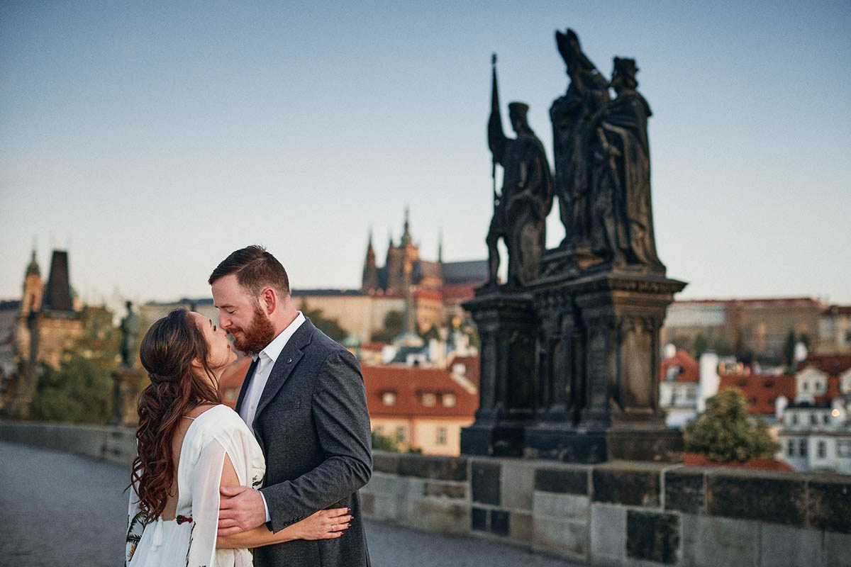 Pre-Dawn Sunrise Engagement Session in Prague