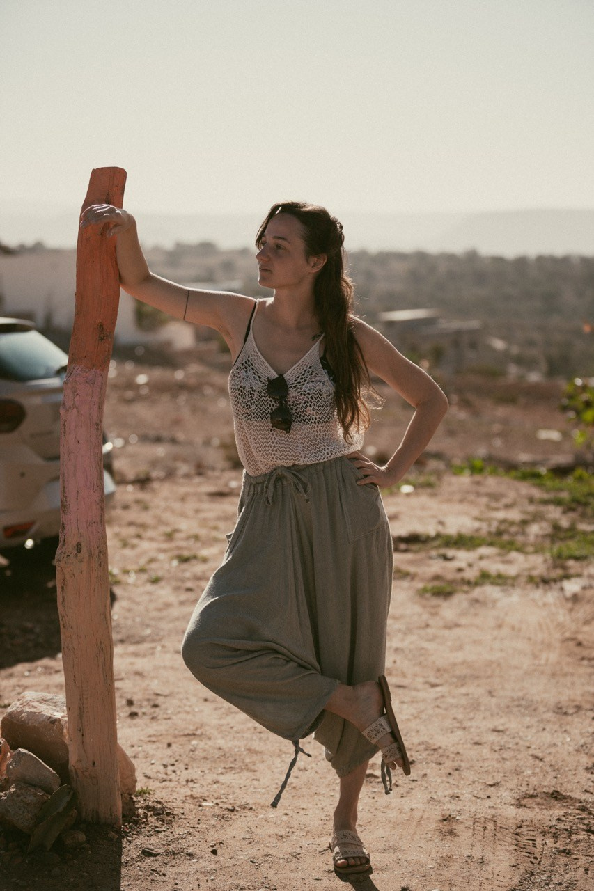 Travel and lifestyle fotografka. Dana Lišková — Empatická fotografka | Introspektivní umělkyně | Neurodivergentní koučka| Zakladatelka Artepy.cz