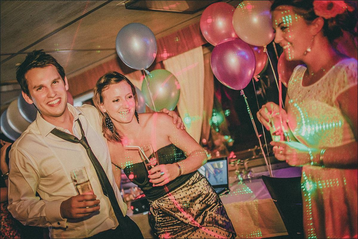 Michelle & Dan — Designer Vrtba Garden Wedding Photography, Prague