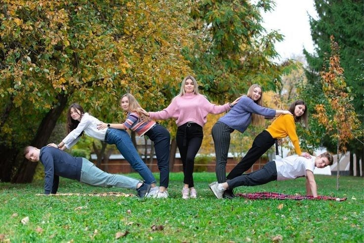 фото выпускников лицейfotografie colectiv clasăколлективное фото классаfoto 9 класс Молдовафото 9 класс Молдоваfoto 12 класс Кишиневфото 12 класс Кишиневfotograf grup școlar Chișinăuшкольный фотограф групповые фото