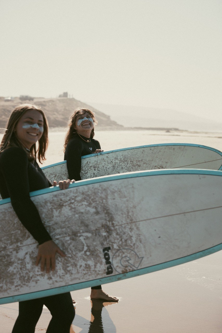 Travel and lifestyle fotografka. Dana Lišková — Empatická fotografka | Introspektivní umělkyně | Neurodivergentní koučka| Zakladatelka Artepy.cz