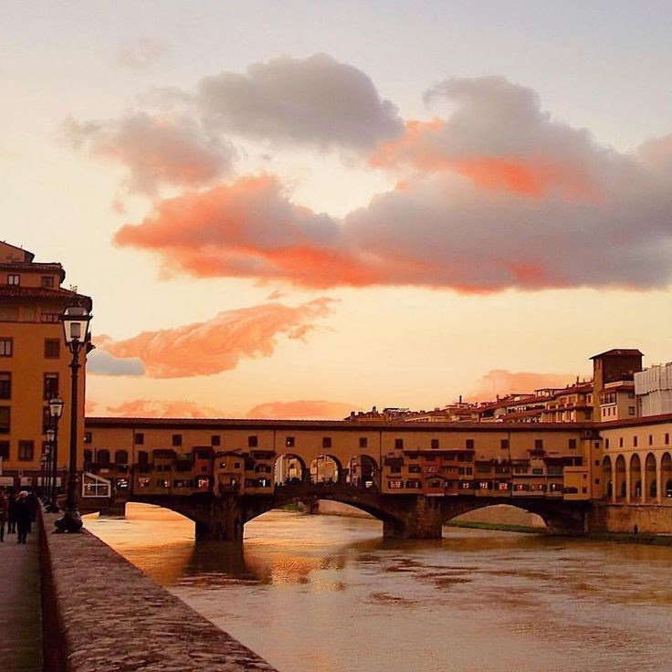 Locations Florence. Wedding and elopement photographer Italy Tuscany Como Milan Pavia Marija Galaka