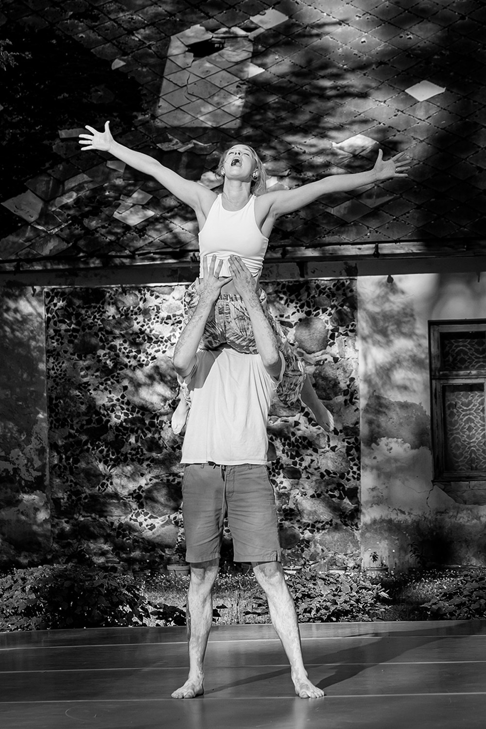 Dance photographer Riga, Europe. Portait photographer and videographer in Riga, Latvia, Julia Zhitluhina. Visual Artist