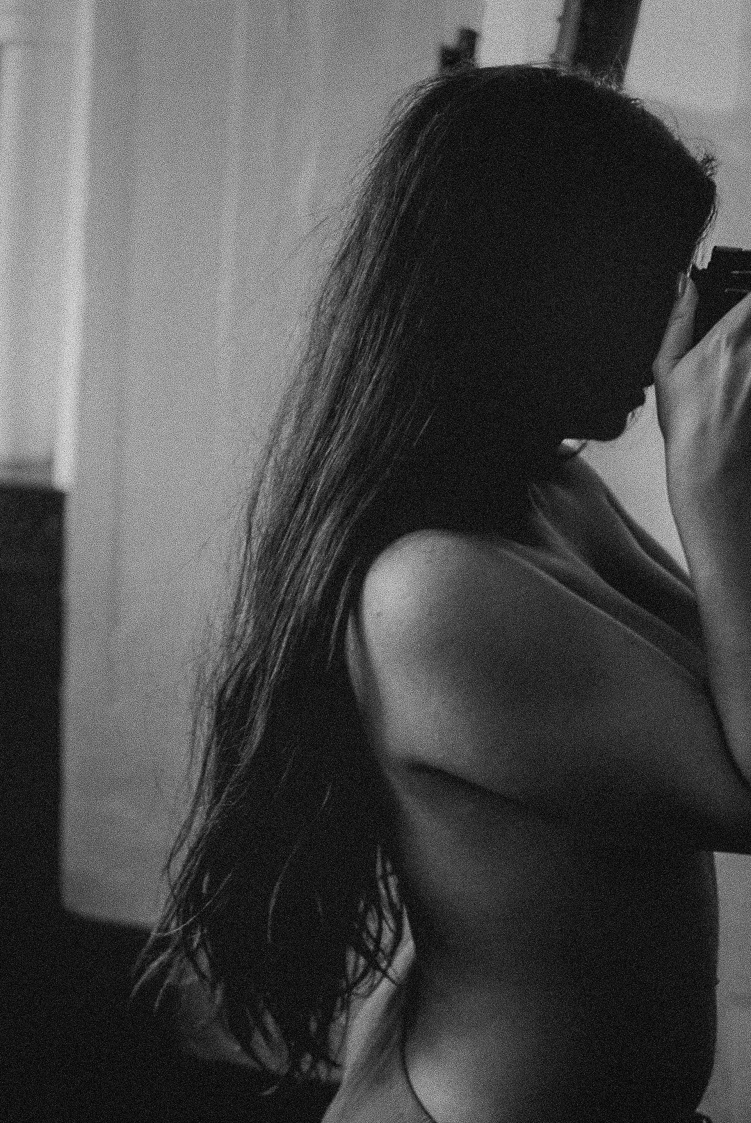 Expression & Embodiment Session. Visual Art by Life Artist, Shiva Marchand