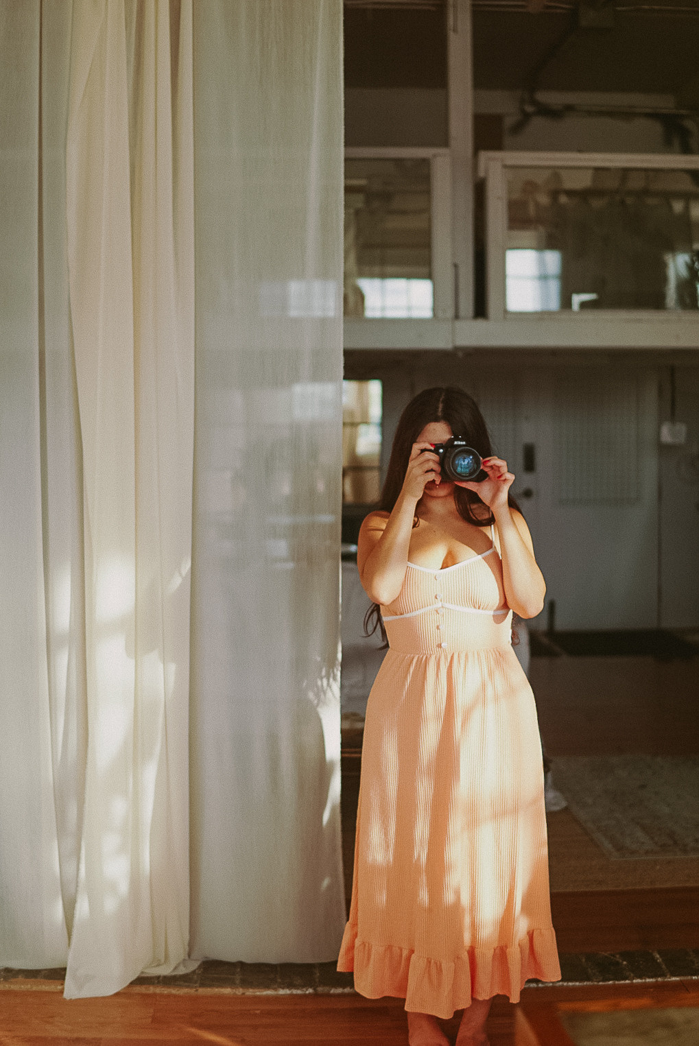 Expression & Embodiment Session. Visual Art by Life Artist, Shiva Marchand