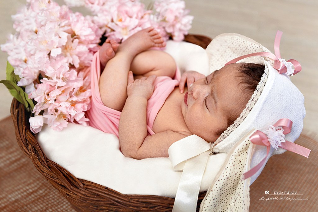 Nascita (Newborn). Lo specchio del tempo photography